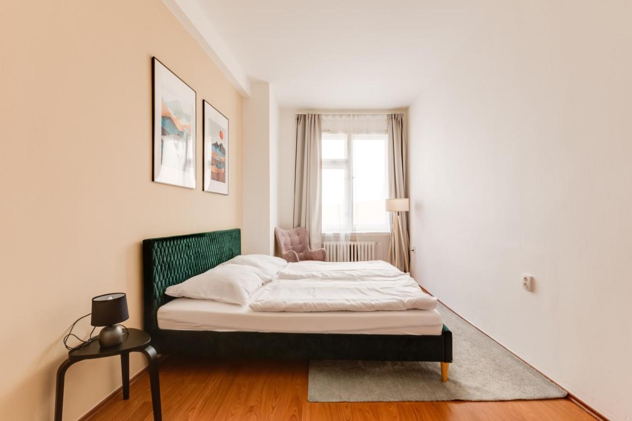 Riben House Prague Aparthotel Buitenkant foto